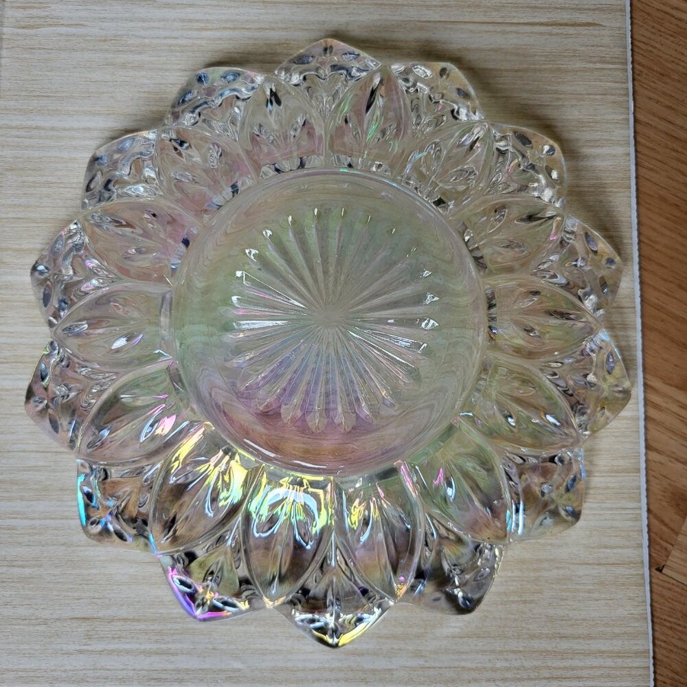 Vintage Federal Glass Stunning Clear Iridescent Petal Bowl 8.5" - Picture 2 of 16